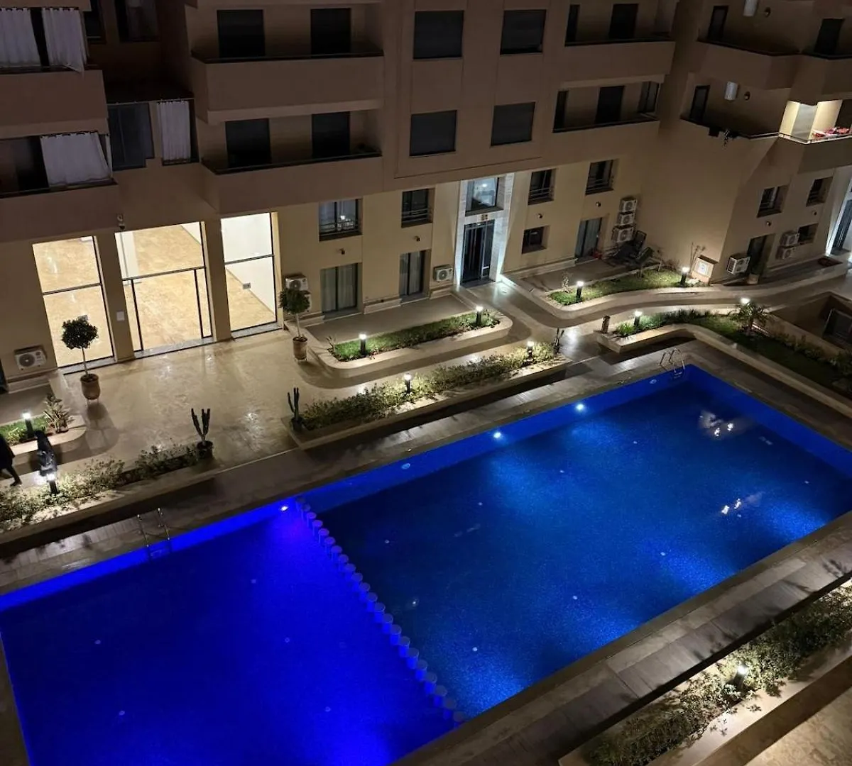 Appartement Haut De Gamme Avec Piscine Privee Et Grande Terrasse Marrakesh
